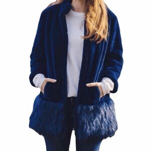 Tyler Boe - Navy Faux Fur Sophie Topper